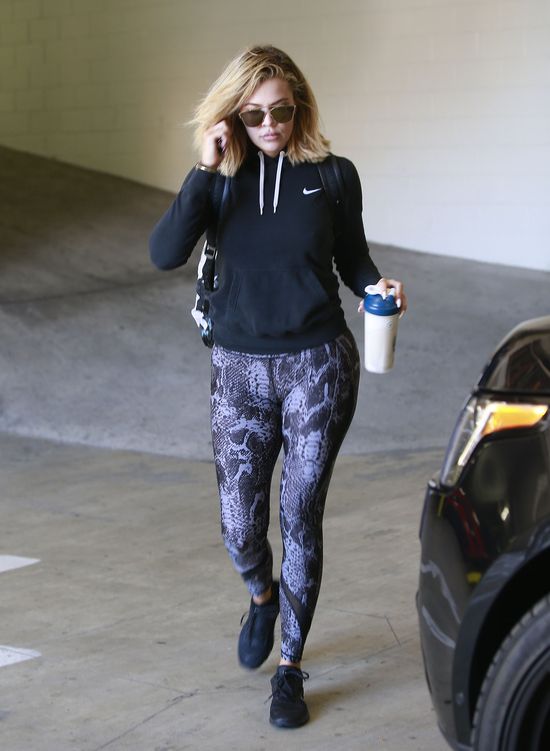 Khloe Kardashian w rozbieranej sesji!