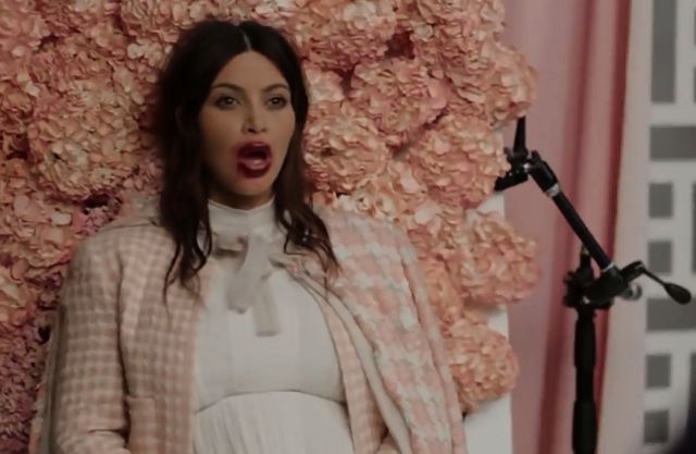 Backstage z sesji ciężarnej Kim Kardashian! (VIDEO)  