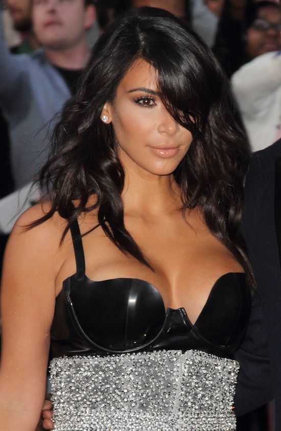 Ten terapeuta leczy Kim Kardashian. Zdradza jej TAJEMNICE Ten terapeuta leczy Kim Kardashian. Zdradza jej TAJEMNICE