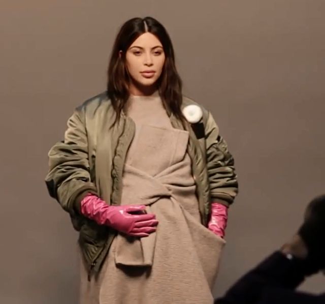 Backstage z sesji ciężarnej Kim Kardashian! (VIDEO)  