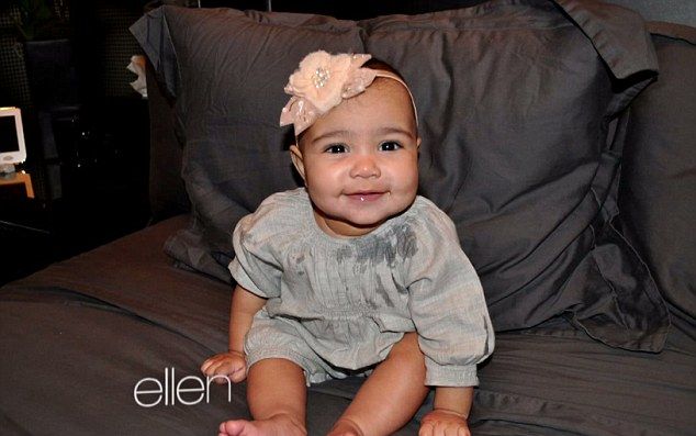 Nowe zdjęcia 7-miesięcznej North West (FOTO) Nowe zdjęcia 7-miesięcznej North West (FOTO)