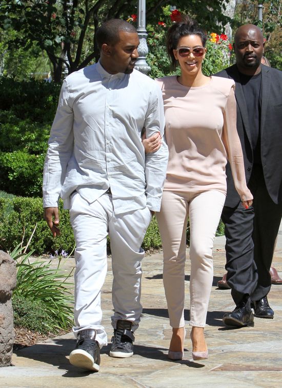 Kanye West chce zabrać w trase Kim i Nori