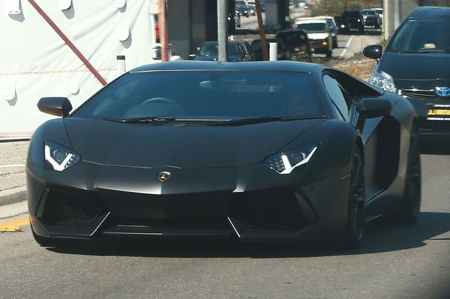 Kim Kardashian i Kanye West mkną do nowego domu (FOTO)