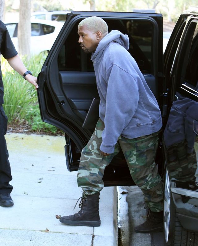 Internauci do Kim: Co to za ŚCIEMA?! Czy ty mieszkasz w piwnicy? Internauci do Kim: Co to za ŚCIEMA?! Czy ty mieszkasz w piwnicy?