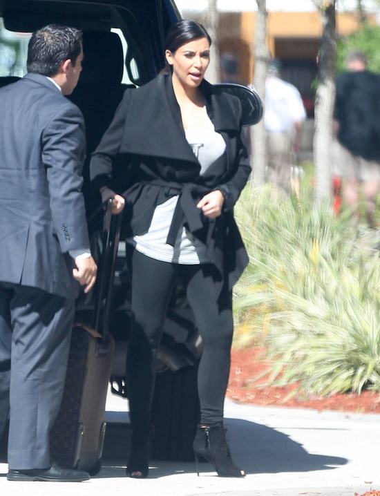 Kim Kardashian ulega ciążowym zachciankom (FOTO)