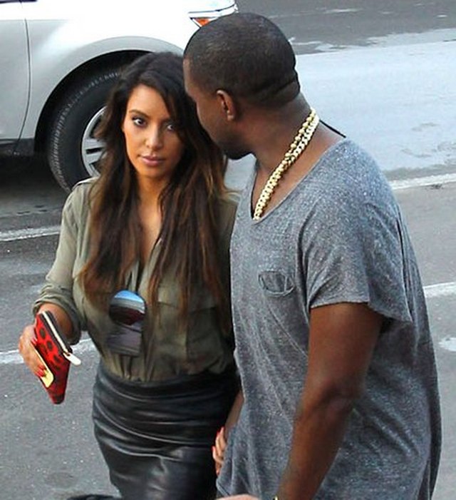 Czy Kim Kardashian powiedziała zaręczynowe 