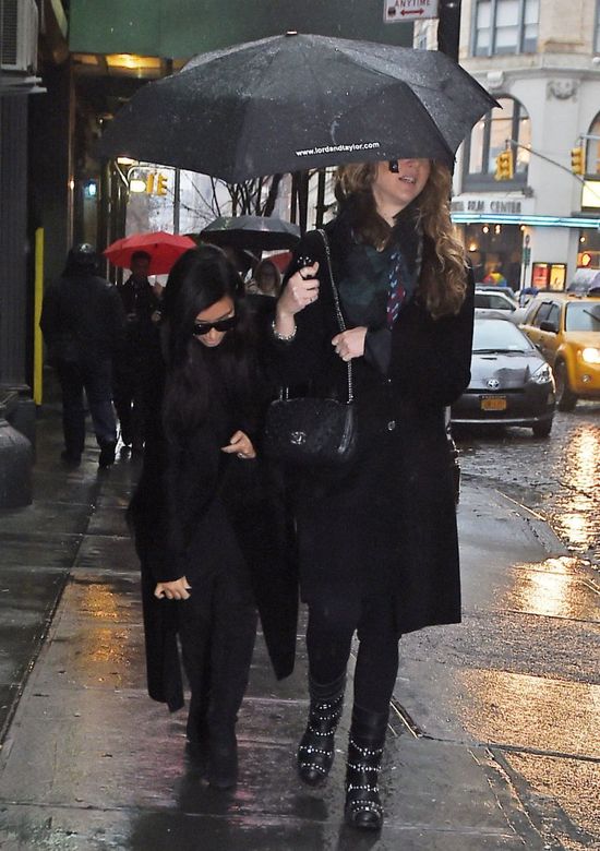 Kim Kardashian z pomarańczową twarzą (FOTO)