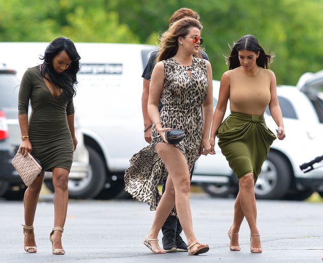 Poszerzająca spódnica, na TAKICH biodrach? (FOTO) Poszerzająca spódnica, na TAKICH biodrach? (FOTO)