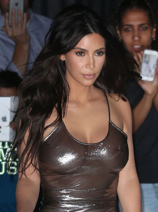 Kim Kardashian w najgorszej stylizacji w swoim życiu (FOTO)