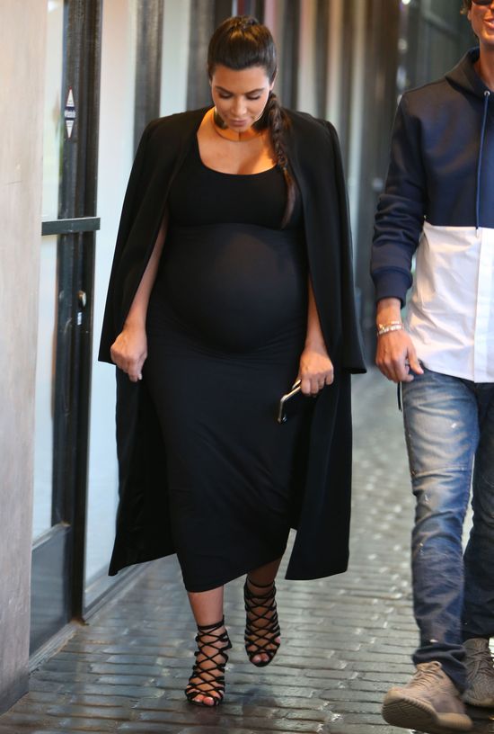 Kim Kardashian pokazała się PIERWSZY RAZ PO PORODZIE!