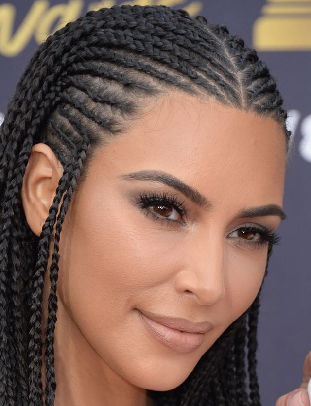 Kim Kardashian w nowej fryzurze na gali MTV Movie Awards 2018 (ZDJĘCIA)