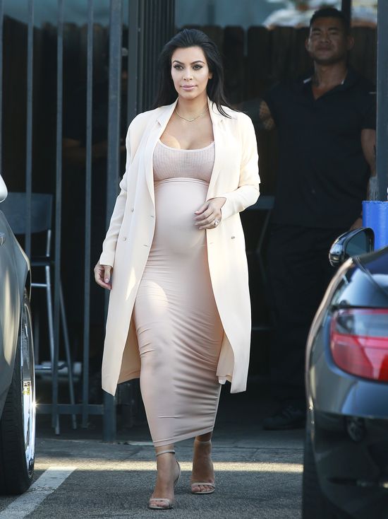 Kim Kardashian kłamie za dwoje (FOTO)