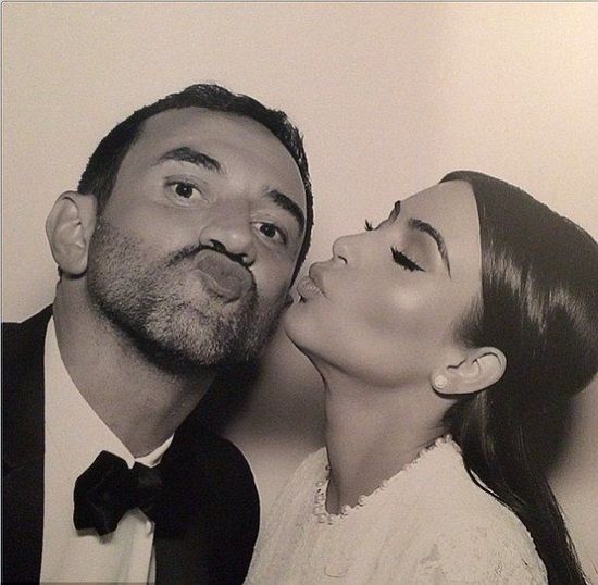 Kim Kardashian zaskoczyła wszystkich drugą suknią ślubną!