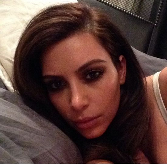 Kim Kardashian zmieniła kolor włosów do sesji w Vogue?