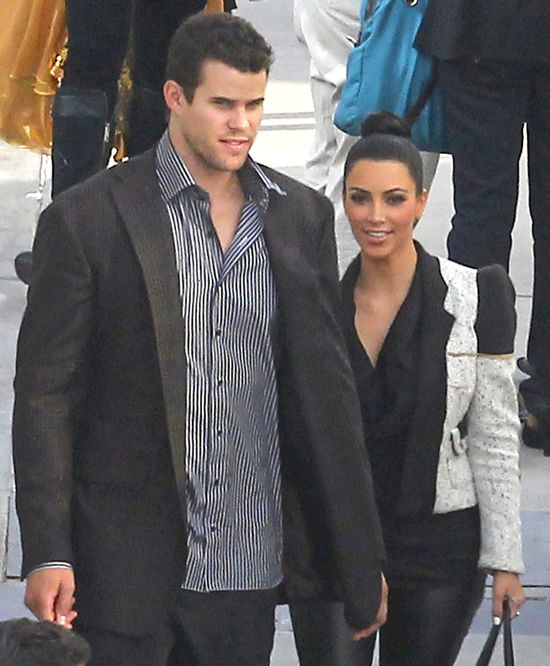 Jak Humphries zareagował na nowe, rozbierane zdjęcia Kim? Jak Humphries zareagował na nowe, rozbierane zdjęcia Kim?