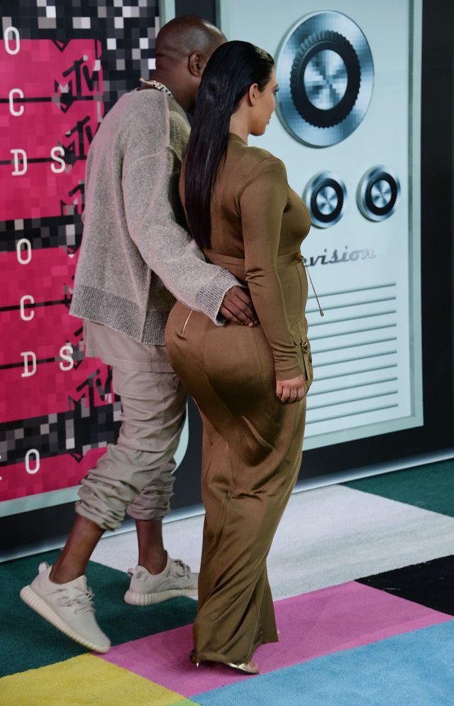 Co się dzieje z pupą Kim Kardashian? Co się dzieje z pupą Kim Kardashian?