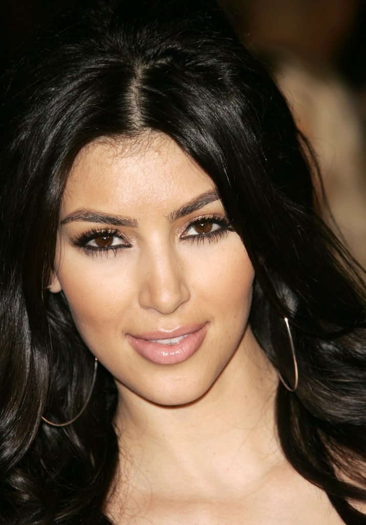 Wszystkie operacje plastyczne Kim Kardashian