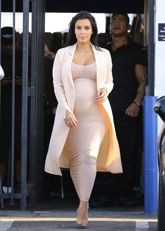 Kim Kardashian kłamie za dwoje (FOTO)