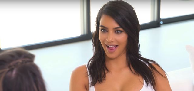 Niesamowite! Co Chrissy Teigen i Kim Kardashian chcą nam WMÓWIĆ?