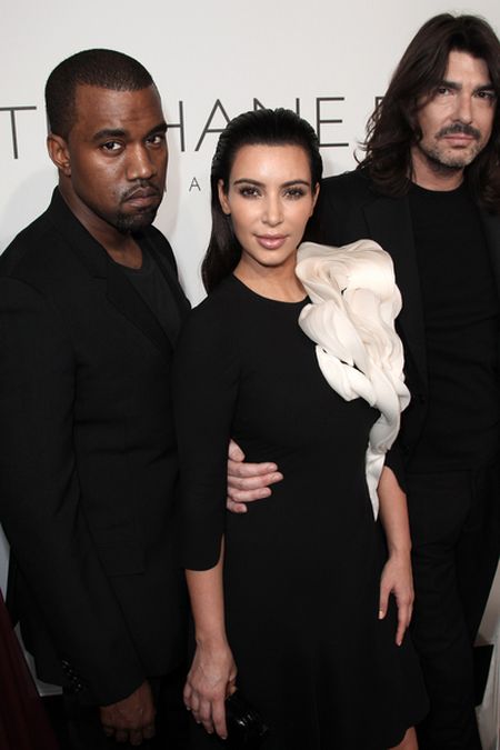 Kanye wprowadza Kim w świat mody (FOTO)