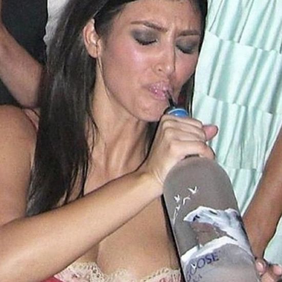 Oto zdjęcia kompromitujące Kim Kardashian (FOTO)