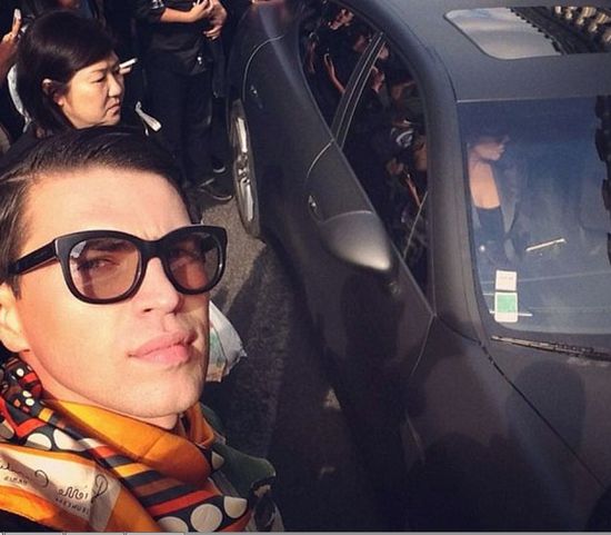 Psychofan, który zaatakował Kim Kardashian...