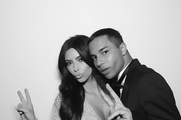 Tak wyglądała druga suknia Kim Kardashian? (FOTO)