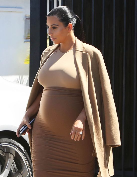 Kim Kardashian weźmie kamery na porodówkę? (FOTO)