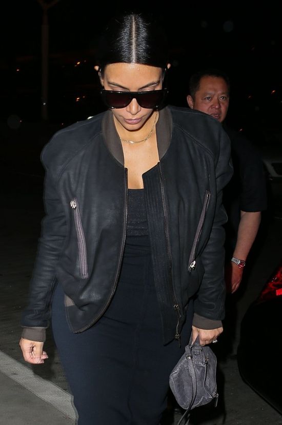 Plastikowa twarz Kim Kardashian? (FOTO)