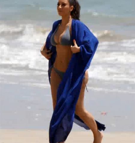Kim Kardashian pozuje w bikini (FOTO)