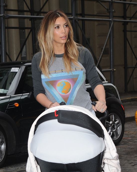 Warhol namaluje Kim Kardashian Warhol namaluje Kim Kardashian