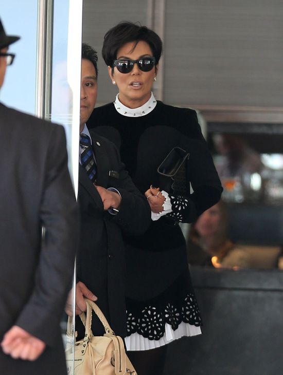 Kim Kardashian, narzeczona w futrze (FOTO)