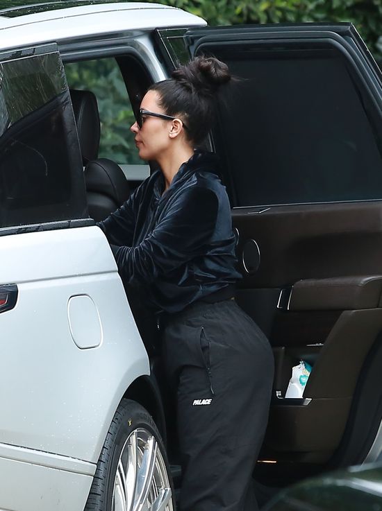 OMG! Co stało się z figurą Kim Kardashian? Coś tu nie gra...