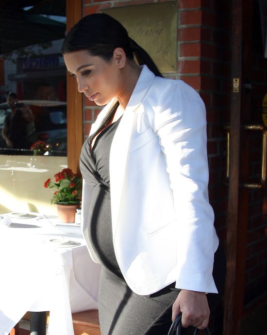 Kim Kardaszhian kupiła na poród bieliznę za...