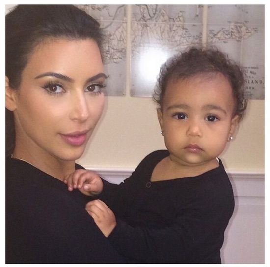 To przykre, czego Kim Kardashian uczy Nori (FOTO)