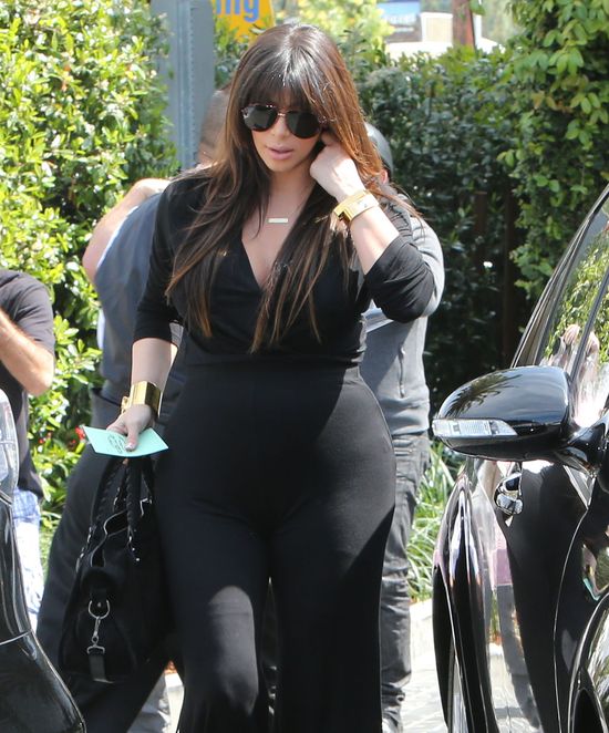 Kim Kardashian jest na diecie 1200 kcal (FOTO) Kim Kardashian jest na diecie 1200 kcal (FOTO)