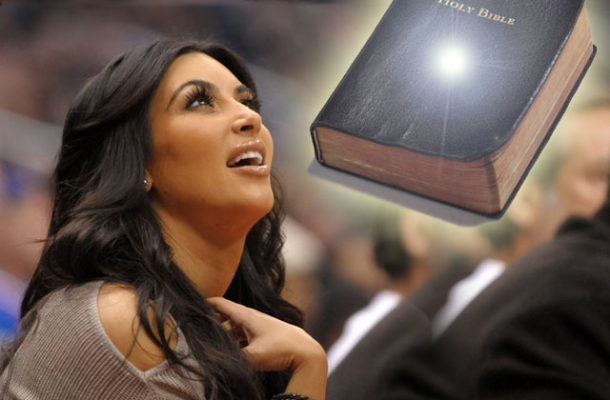 Kim Kardashian chce studiować Biblię