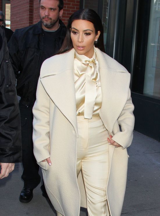 UPS! Kim Kardashian chciała być elegancka (FOTO) 