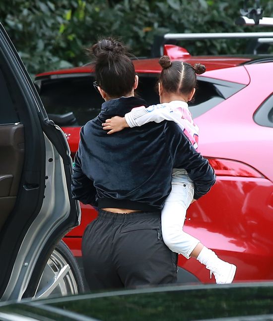 OMG! Co stało się z figurą Kim Kardashian? Coś tu nie gra...