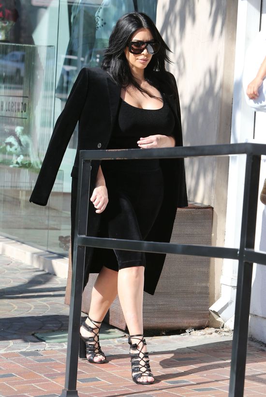 Rodzina Westów na ustawce z paparazzi (FOTO)