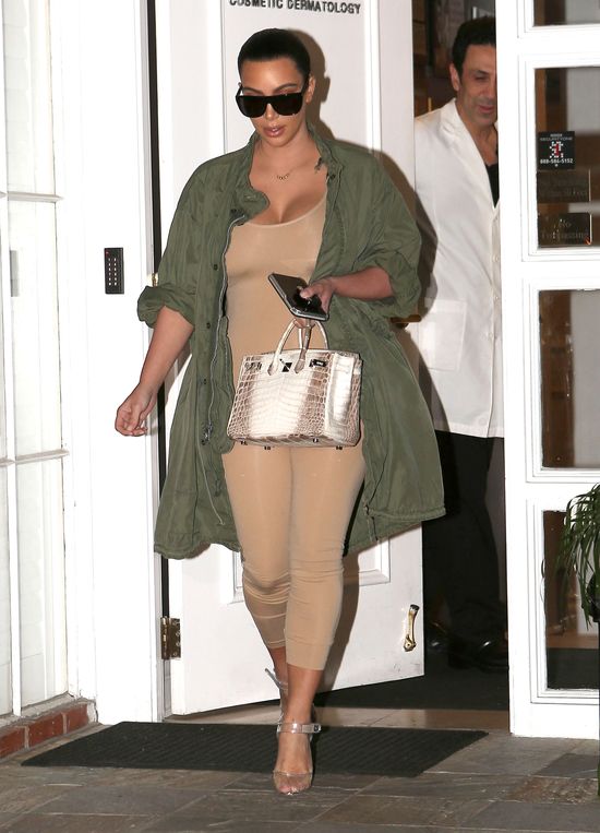 Stęskniłeś się za pupą Kim? Zapomnij o niej! (FOTO)