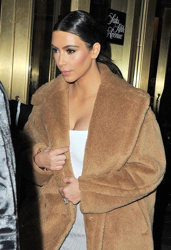 Kim Kardashian w mokrych włosach (FOTO)