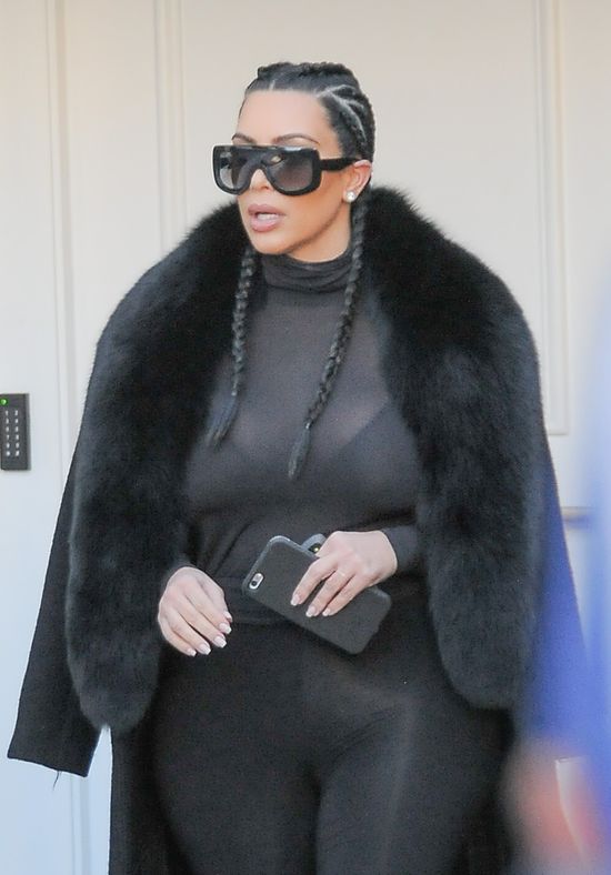 Kim Kardashian w TRZECIEJ ciąży? (FOTO) Kim Kardashian w TRZECIEJ ciąży? (FOTO)