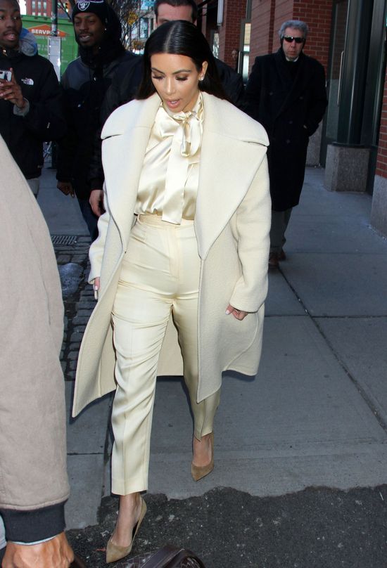 UPS! Kim Kardashian chciała być elegancka (FOTO) 