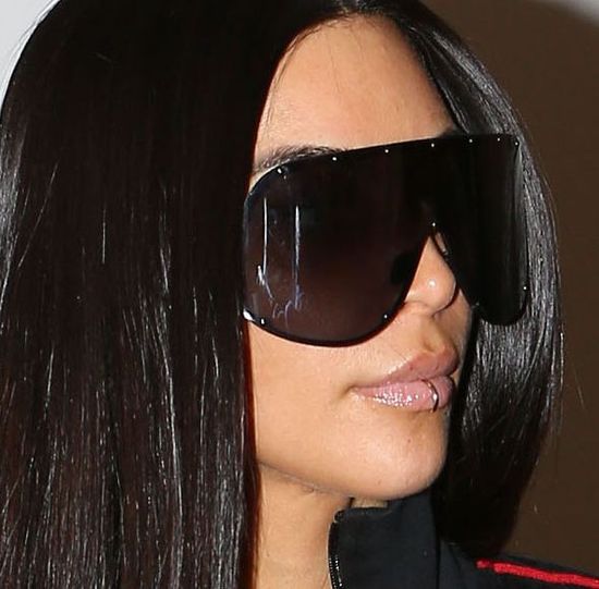 Kim Kardashian wyszła z domu. Widać łuszczycę na jej twarzy? (FOTO)