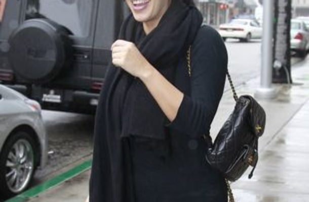 Jaki rozmiar NAPRAWDĘ nosi Kim Kardashian?