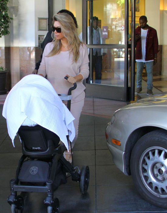 Kim Kardashian wraca do formy? (FOTO)