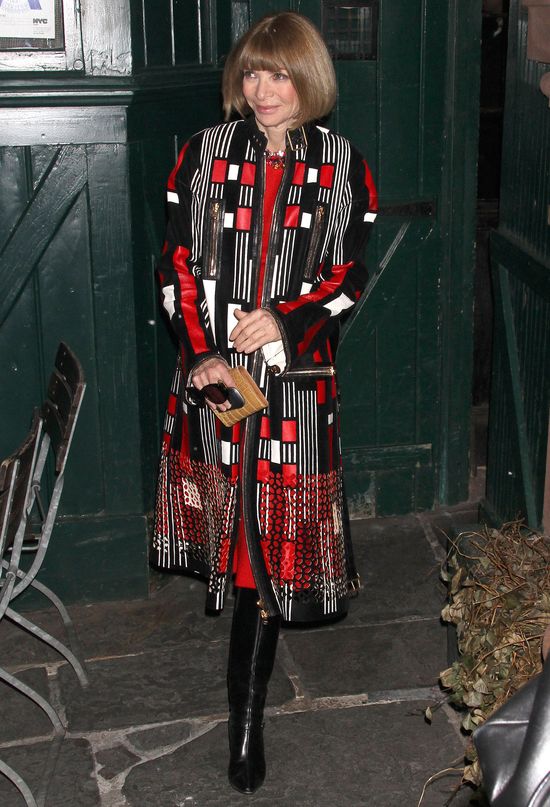 Kim Kardashian pokazała bieliznę na kolacji z Anną Wintour! Kim Kardashian pokazała bieliznę na kolacji z Anną Wintour!