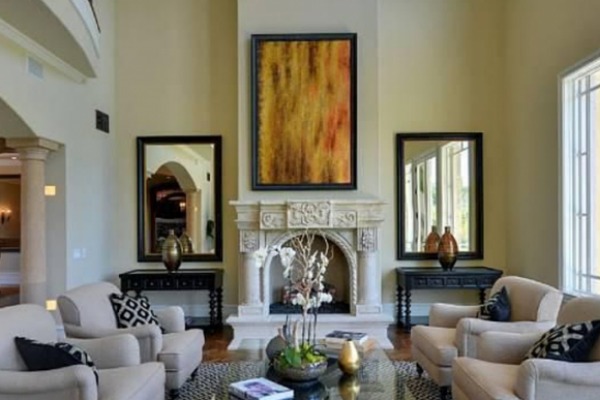 To ten dom Kimye doprowadzili do ruiny i chcę teraz sprzedać To ten dom Kimye doprowadzili do ruiny i chcę teraz sprzedać