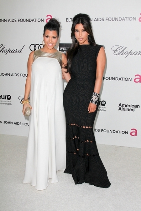 Kim Kardashian z ciężarną siostrą (FOTO)